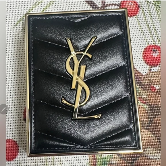 Yves Saint Laurent Couture Mini Clutch Luxury Eyeshadow Palette - Picture 5 of 8